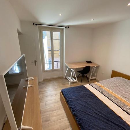 Le Coeur Du Port De Golfe Juan - Parking - Clim - Wifi Apartment Vallauris Ngoại thất bức ảnh
