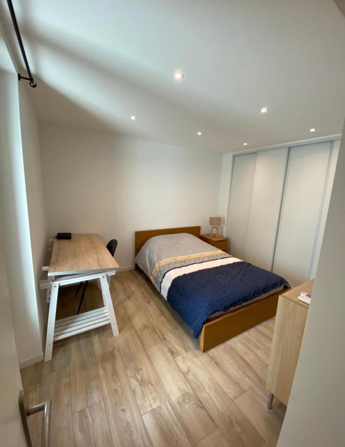 Le Coeur Du Port De Golfe Juan - Parking - Clim - Wifi Apartment Vallauris Ngoại thất bức ảnh