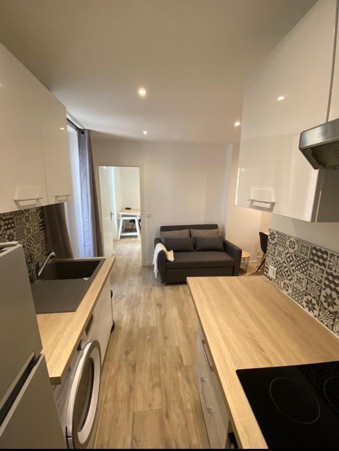 Le Coeur Du Port De Golfe Juan - Parking - Clim - Wifi Apartment Vallauris Ngoại thất bức ảnh